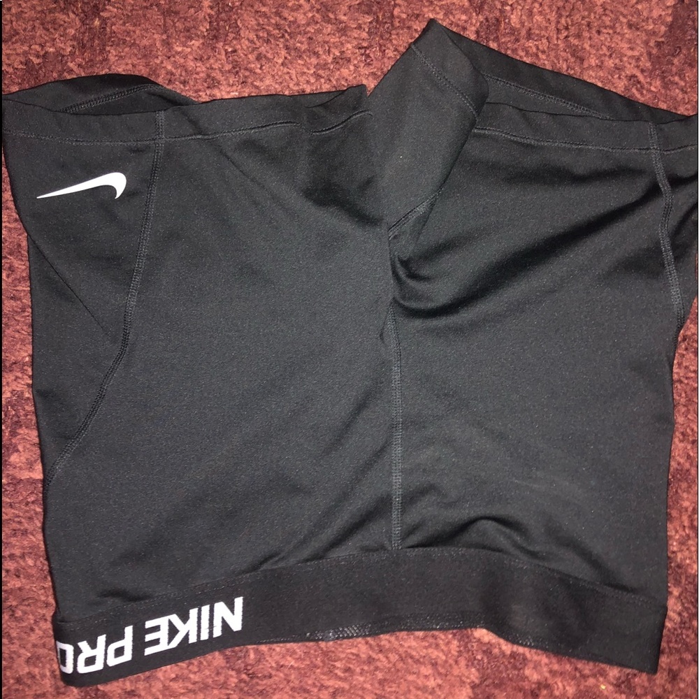 Nike pro